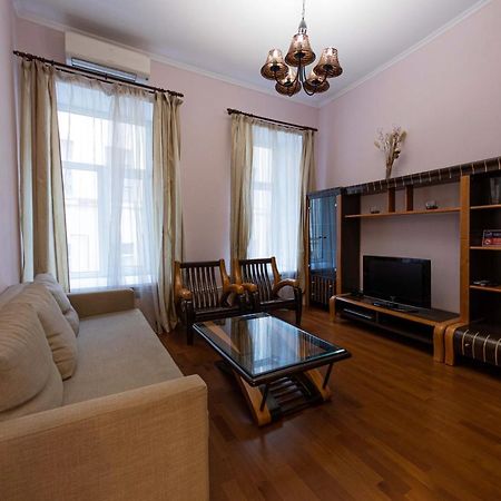 سانت بطرسبرغ Apartment U Ermitazha المظهر الخارجي الصورة