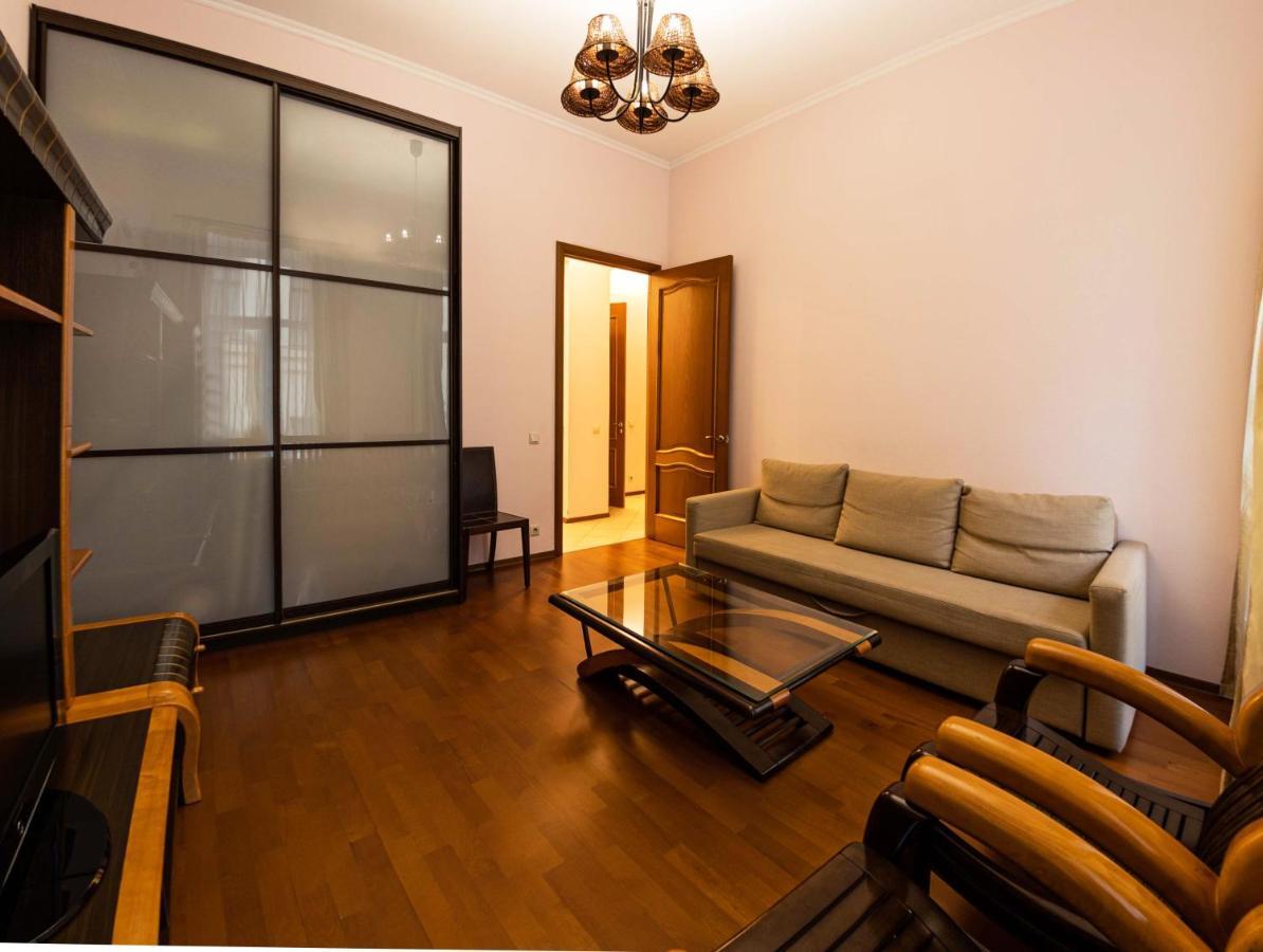 سانت بطرسبرغ Apartment U Ermitazha المظهر الخارجي الصورة